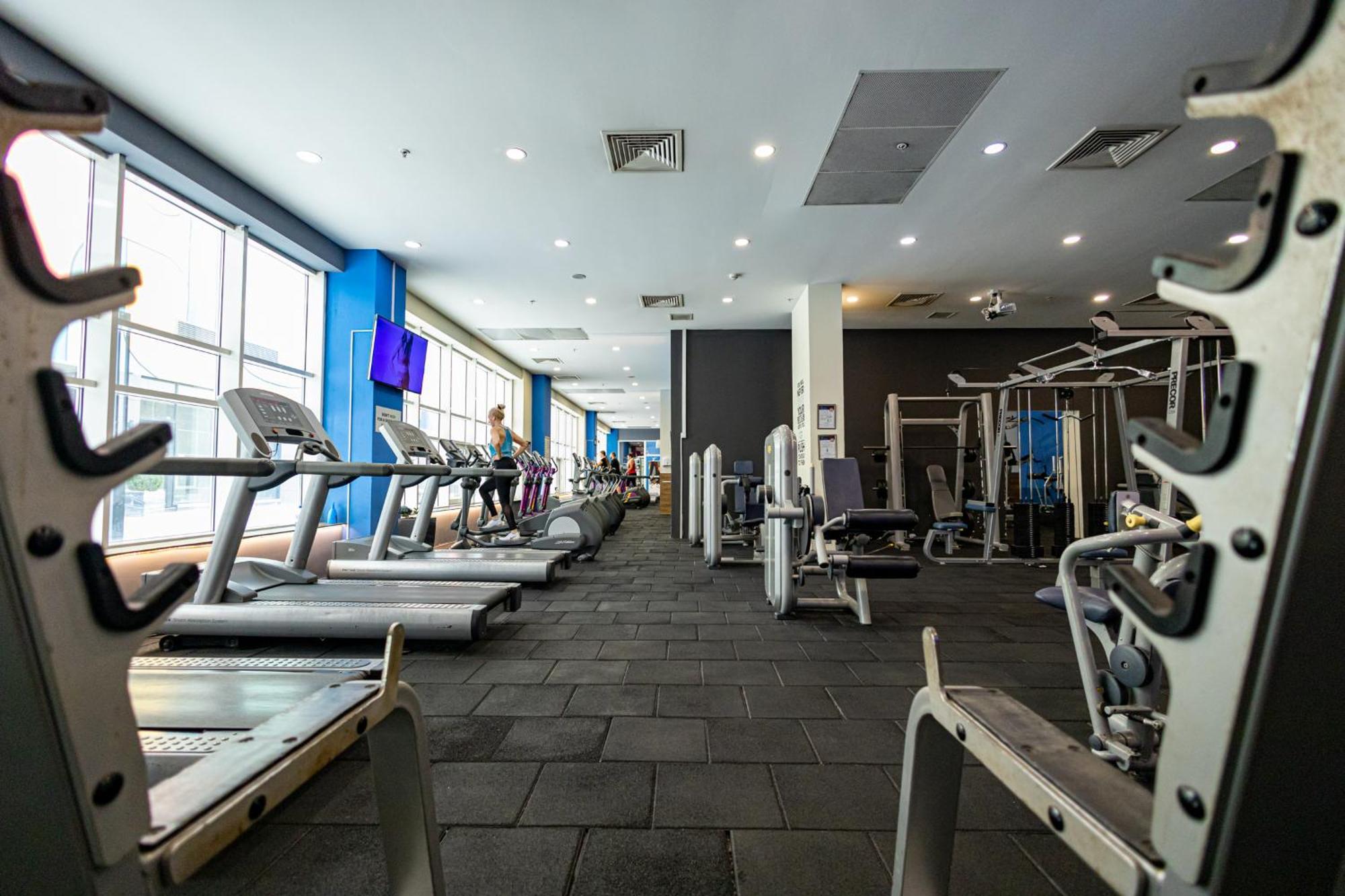 18Th & 16H Floor Secure Luxury Condos With Pool & Fitness Included In Price سكوبجي المظهر الخارجي الصورة