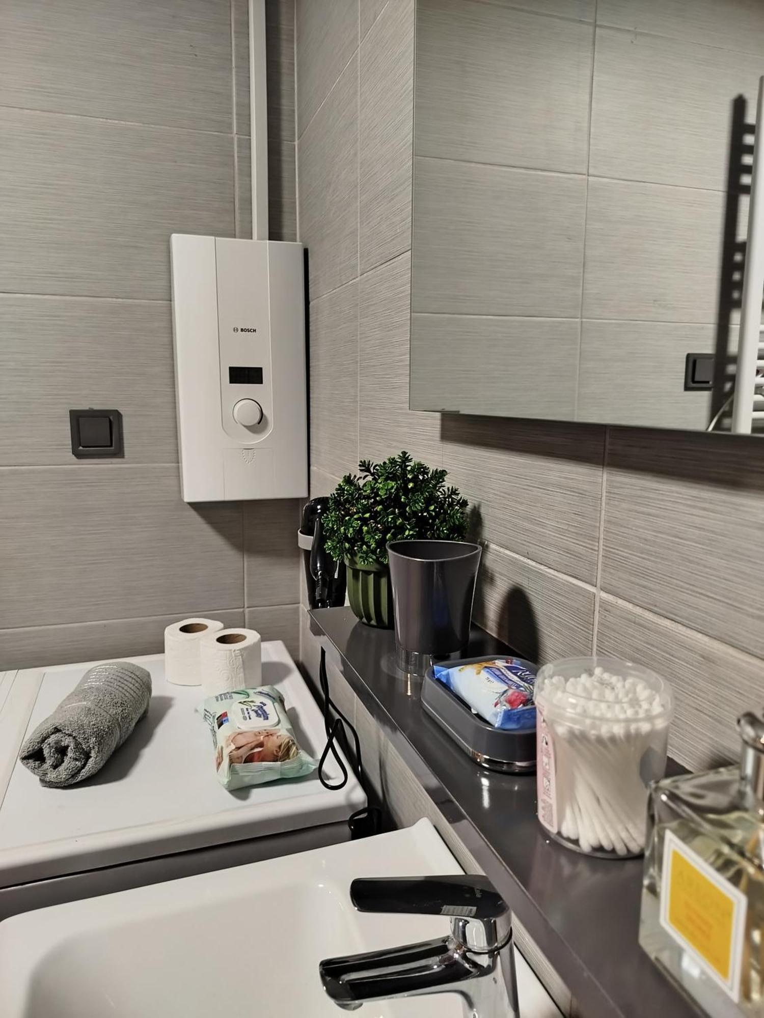 18Th & 16H Floor Secure Luxury Condos With Pool & Fitness Included In Price سكوبجي المظهر الخارجي الصورة