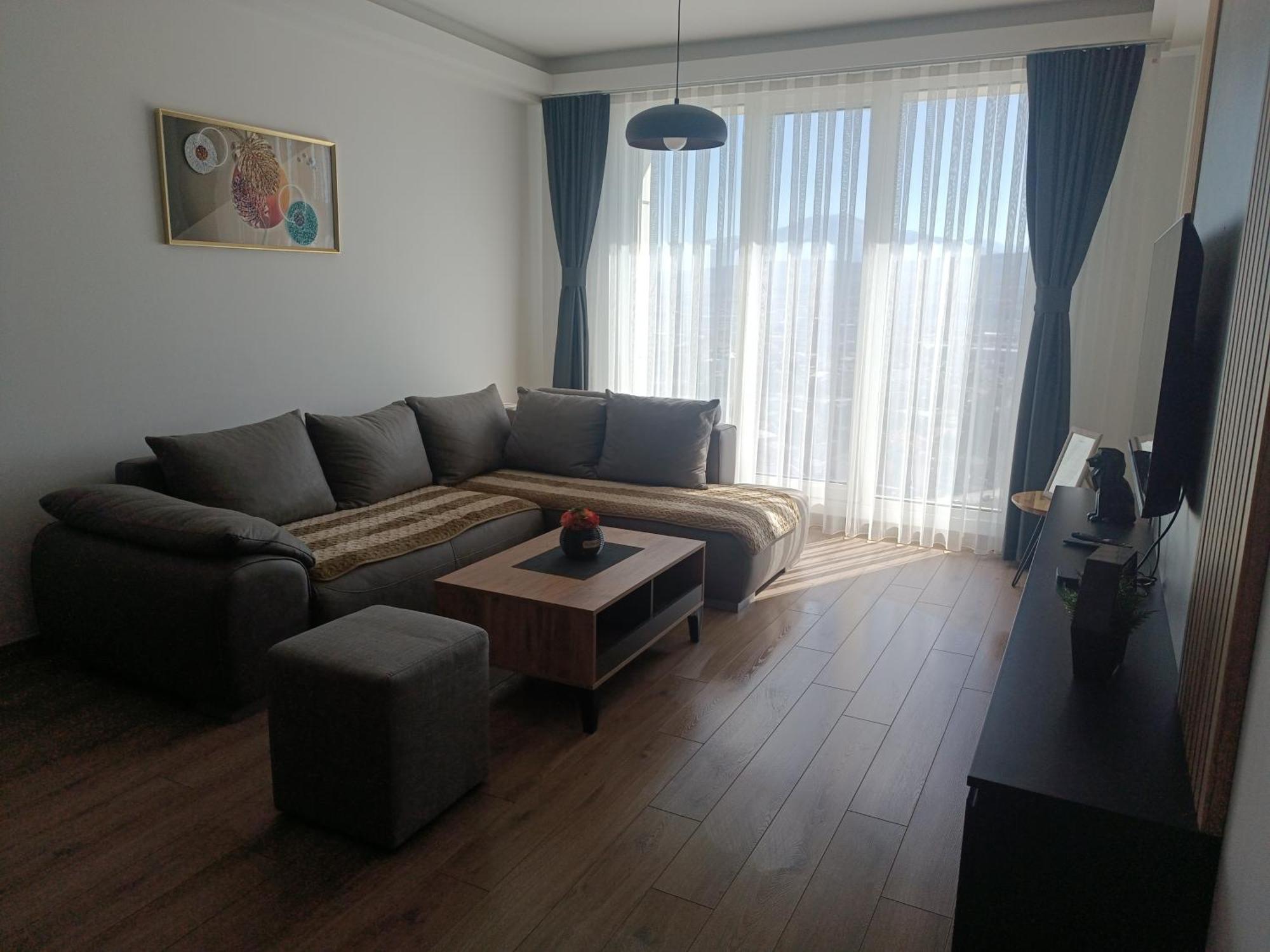 18Th & 16H Floor Secure Luxury Condos With Pool & Fitness Included In Price سكوبجي المظهر الخارجي الصورة